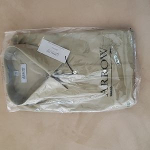 Arrow Men's dress shirt